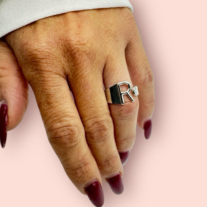 Anello Lettera  "Color Argento"